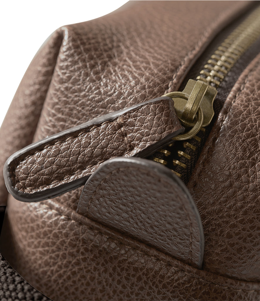 Quadra NuHide® Wash Bag